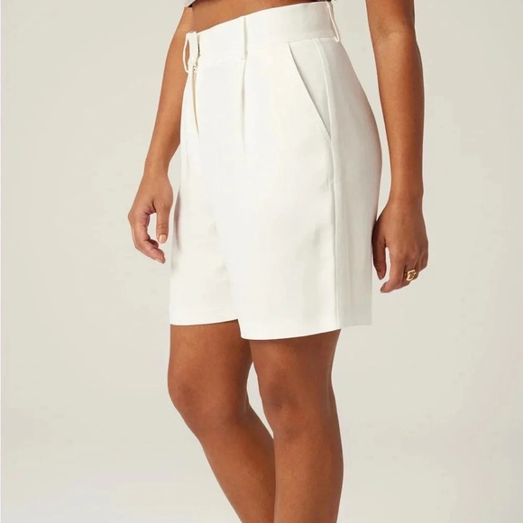 LITA by Ciara Viscose Blend Tailored Shorts - Picture 3 of 5